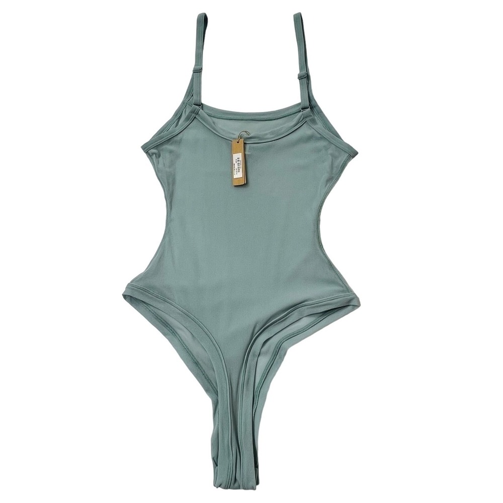 SKIMS Light Gray Stretch Scoop Neck Bodysuit - Picture 3 of 11
